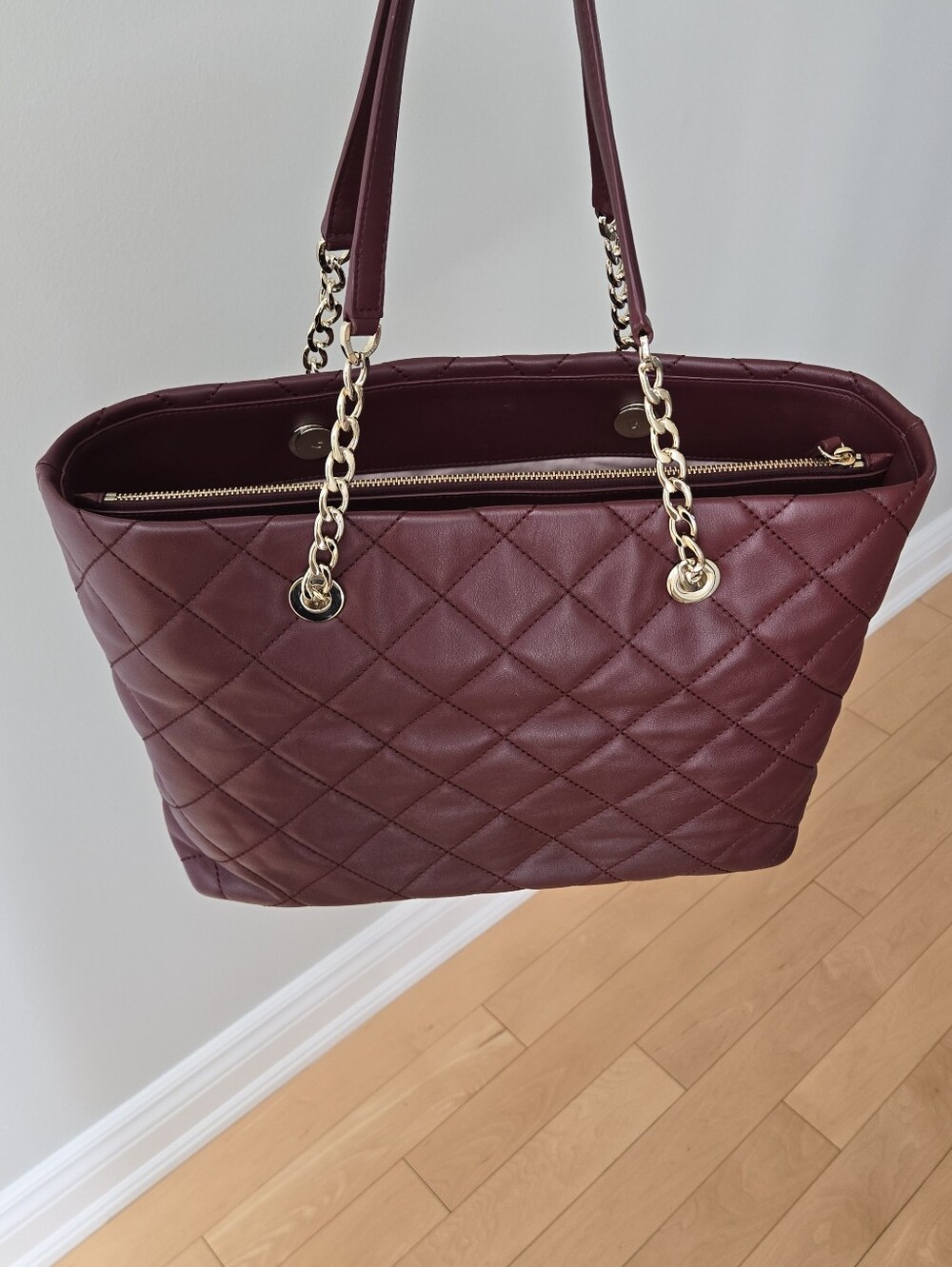 Kate Spade Tote - Picture 11 of 12